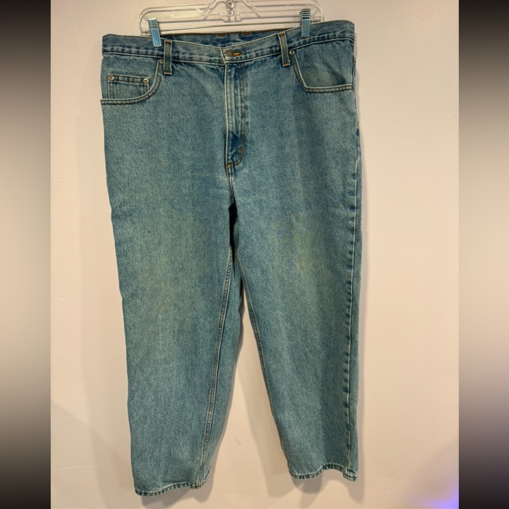 Blue vintage men’s Member mark jeans